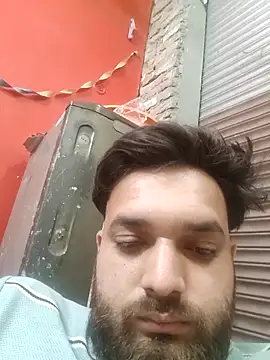 areee214 online show from March 5, 9:00 pm