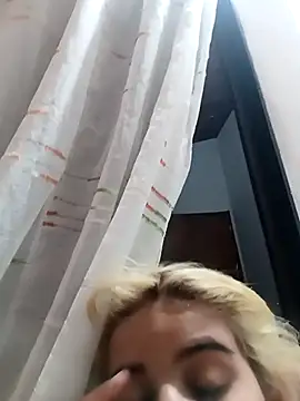 leeslyevanss online show from April 1, 3:18 am