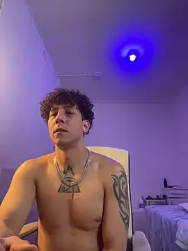 TitanNoir online show from March 5, 9:05 am