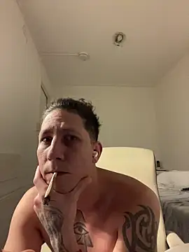 TitanNoir online show from April 3, 4:10 am