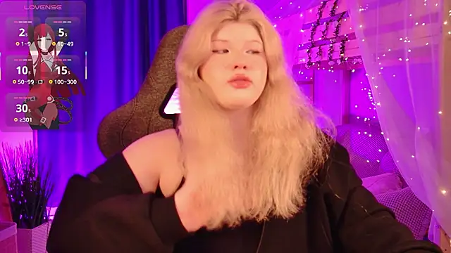 Snapshot of LilithNlsn chatting on March 10, 4:56 pm LilithNlsn online show from March 10, 4:56 pm