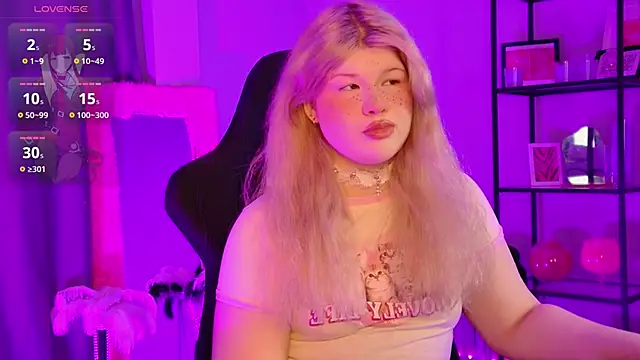 Snapshot of LilithNlsn chatting on March 14, 3:28 pm LilithNlsn online show from March 14, 3:28 pm