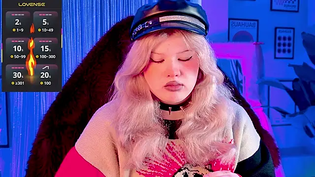 LilithNlsn online show from April 30, 1:56 am