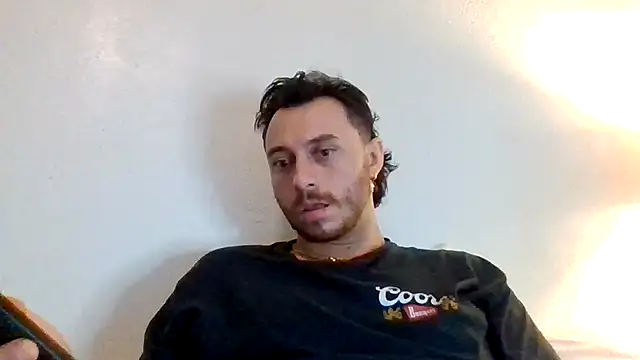 Snapshot of TallHungandCloudy69 chatting on March 19, 2:10 pm TallHungandCloudy69 online show from March 19, 2:10 pm