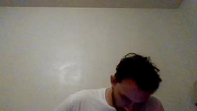 Snapshot of TallHungandCloudy69 chatting on March 29, 9:42 am TallHungandCloudy69 online show from March 29, 9:42 am