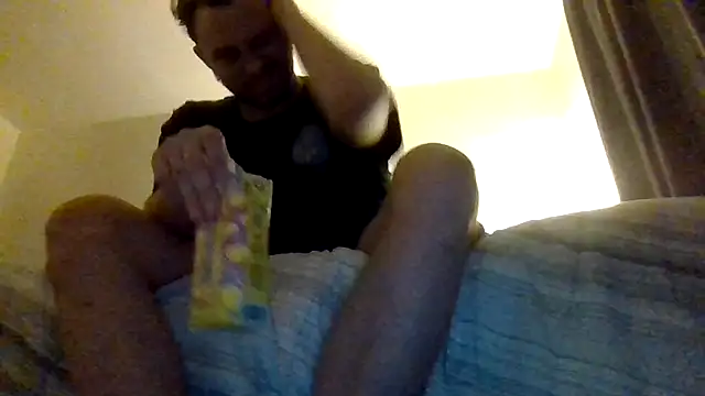 Snapshot of TallHungandCloudy69 chatting on March 30, 1:56 pm TallHungandCloudy69 online show from March 30, 1:56 pm