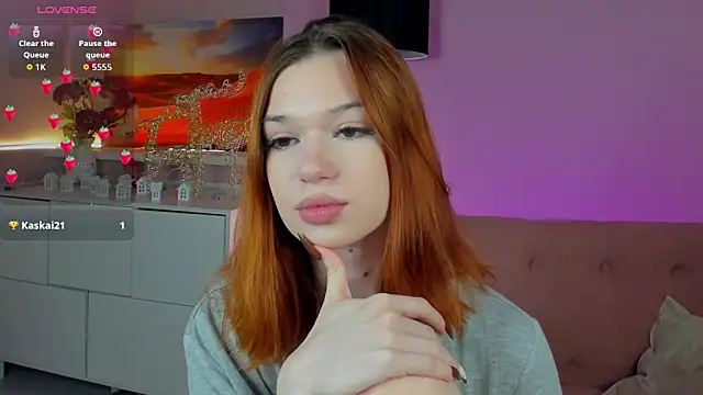 Snapshot of Redbeasty chatting on March 28, 8:41 pm Redbeasty online show from March 28, 8:41 pm