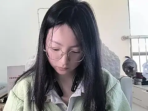 Snapshot of Eeya-36 chatting on March 13, 10:00 am Eeya-36 online show from March 13, 10:00 am