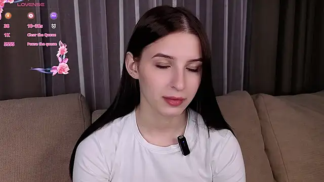 KerstinMaynor online show from May 11, 2:45 pm