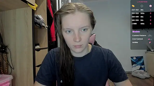 Snapshot of Mary_Blu chatting on September 18, 9:55 am Mary Blu online show from September 18, 9:55 am