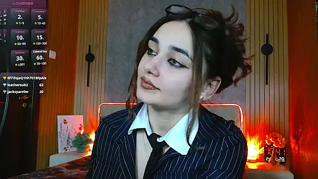KatarinaHeaven online show from April 28, 7:41 pm