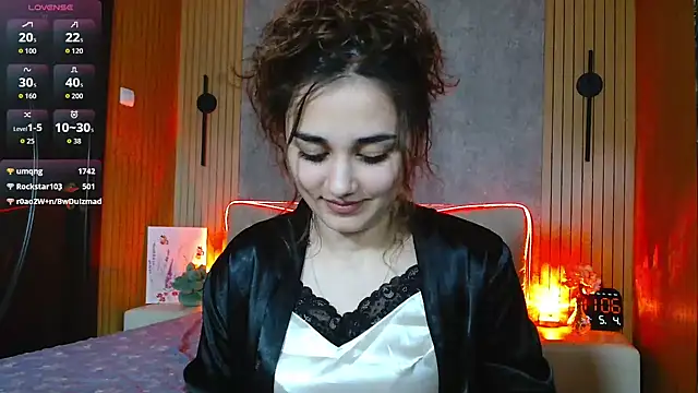 KatarinaHeaven online show from May 4, 8:05 pm