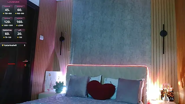 KatarinaHeaven online show from May 10, 9:31 pm