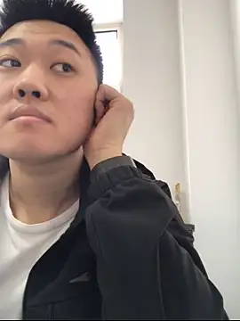 Snapshot of ccss28c chatting on April 2, 1:36 am ccss28c online show from April 2, 1:36 am