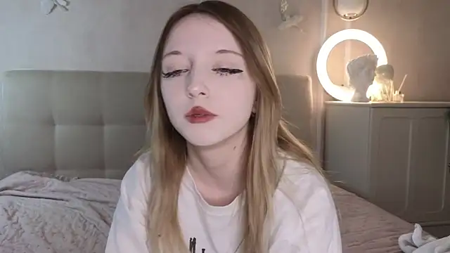 JillHolland online show from April 1, 9:54 am