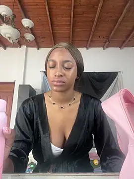 Snapshot of LiaTrainor chatting on March 26, 5:18 pm LiaTrainor online show from March 26, 5:18 pm