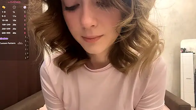 Snapshot of PuraGrant chatting on March 15, 1:22 am PuraGrant online show from March 15, 1:22 am