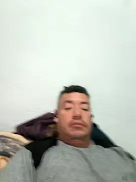 Snapshot of aztherockman chatting on March 27, 5:34 pm aztherockman online show from March 27, 5:34 pm