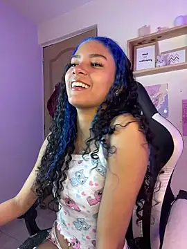 Franchezcaa  online show from May 9, 5:51 pm