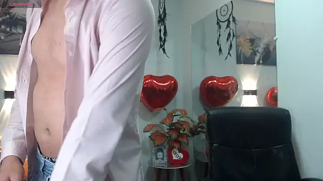 Snapshot of Roccoallegeri chatting on March 10, 11:59 am Roccoallegeri online show from March 10, 11:59 am