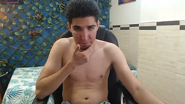 Snapshot of Roccoallegeri chatting on March 24, 12:10 pm Roccoallegeri online show from March 24, 12:10 pm