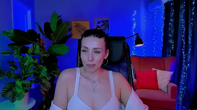 MonicaRiley online show from March 22, 12:30 pm