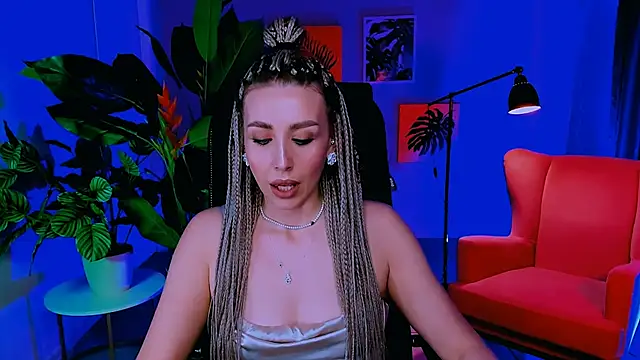 MonicaRiley online show from May 8, 10:20 am