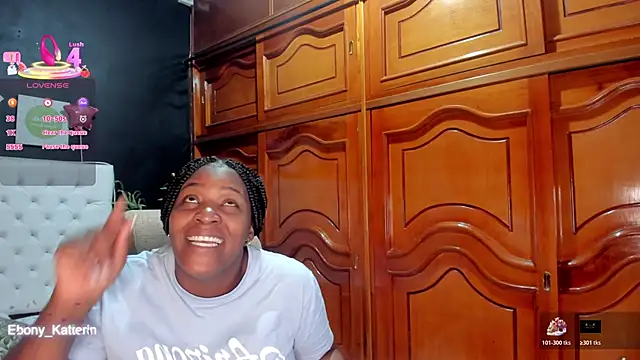 Snapshot of ebony_katterin chatting on March 19, 11:58 am ebony katterin online show from March 19, 11:58 am