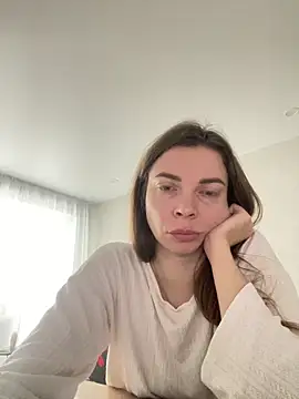 Snapshot of Luna2547 chatting on March 7, 8:33 am Luna2547 online show from March 7, 8:33 am