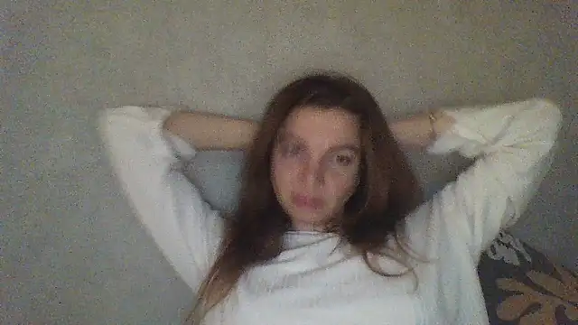 Snapshot of Luna2547 chatting on April 1, 6:05 pm Luna2547 online show from April 1, 6:05 pm