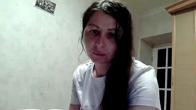 Snapshot of TenderAndSweetX chatting on June 10, 10:08 pm TenderAndSweetX online show from June 10, 10:08 pm