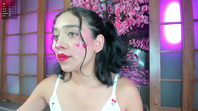 foxy hannah online show from May 5, 6:05 pm