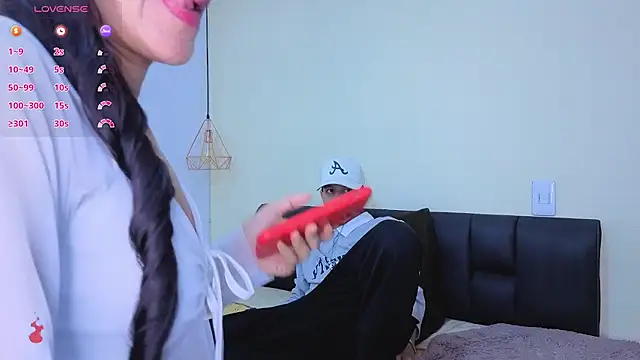 Snapshot of Morgan_alice chatting on April 2, 1:20 pm Morgan alice online show from April 2, 1:20 pm