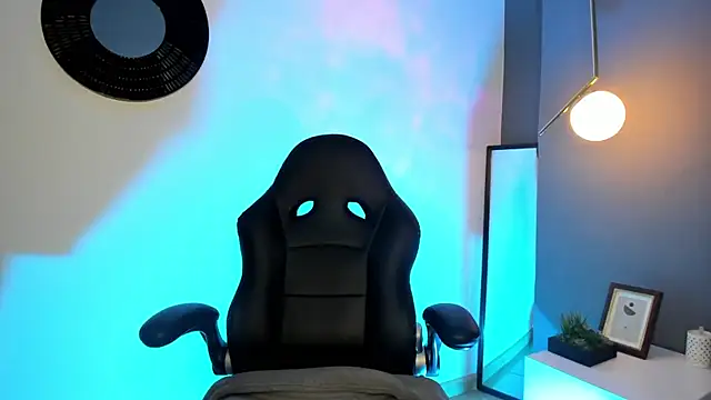 Snapshot of Naff_eratu chatting on April 3, 8:40 pm Naff eratu online show from April 3, 8:40 pm