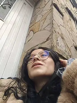 Snapshot of Naomimolie chatting on March 16, 11:36 am Naomimolie online show from March 16, 11:36 am