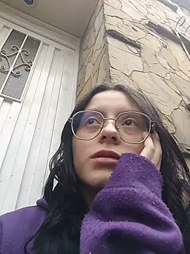 Snapshot of Naomimolie chatting on March 30, 11:11 am Naomimolie online show from March 30, 11:11 am