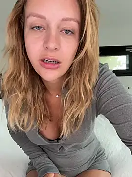 agatheeex online show from June 23, 3:43 pm
