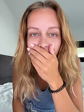 agatheeex online show from June 26, 1:48 pm