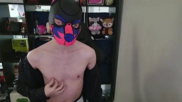 MellPUP online show from April 1, 4:26 pm