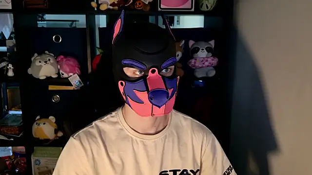 Snapshot of MellPUP chatting on June 23, 12:36 pm MellPUP online show from June 23, 12:36 pm