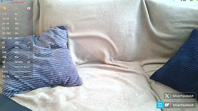 Snapshot of silverfawkesx chatting on March 18, 6:22 pm silverfawkesx online show from March 18, 6:22 pm