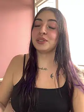 Snapshot of Morgana_Pink chatting on April 29, 5:30 pm Morgana Pink online show from April 29, 5:30 pm