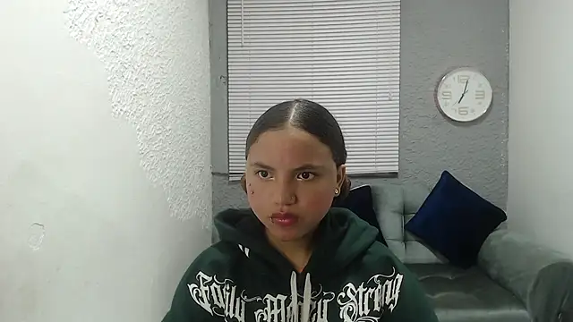 Snapshot of kimmyfuckass chatting on March 30, 12:17 pm kimmyfuckass online show from March 30, 12:17 pm