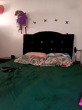 Snapshot of naomi_unu chatting on March 27, 5:34 pm naomi unu online show from March 27, 5:34 pm