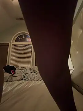 TrustMySoles online show from April 2, 4:32 am