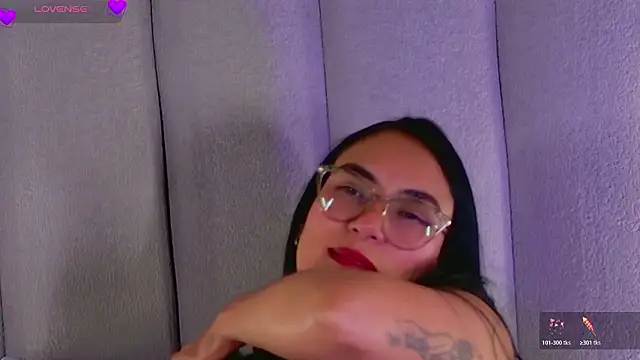 Snapshot of _Mia_rosse chatting on March 9, 12:42 pm Mia rosse online show from March 9, 12:42 pm