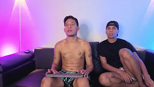 Hot-Boys-ADS online show from March 27, 12:49 am