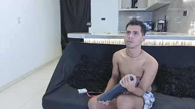 Hot-Boys-ADS online show from March 28, 6:35 am