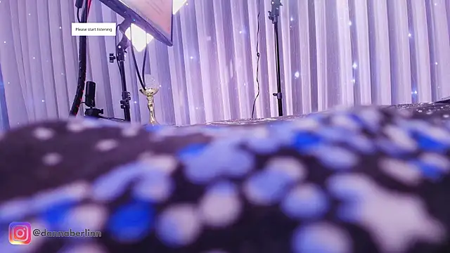 kiara lp online show from May 16, 3:03 am