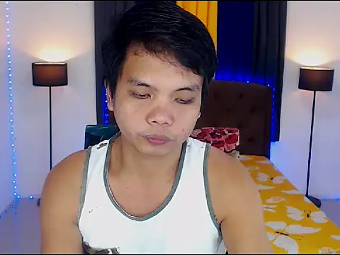 IANhARDfUcker online show from March 24, 3:33 am